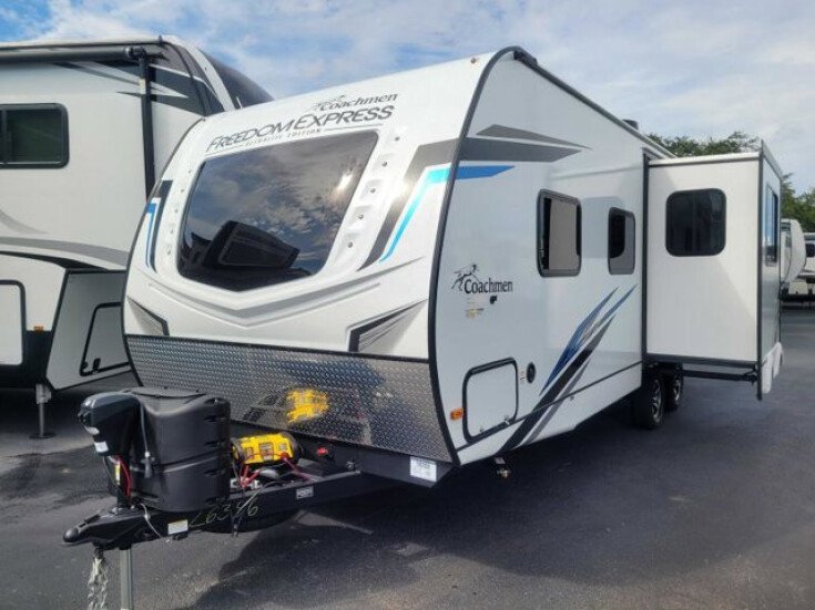 Thumbnail Photo undefined for New 2023 Coachmen Freedom Express 252RBS